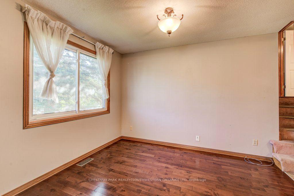 Photo 11 of 3 Cora Drive, Kitchener, Forest Heights — HOMEH