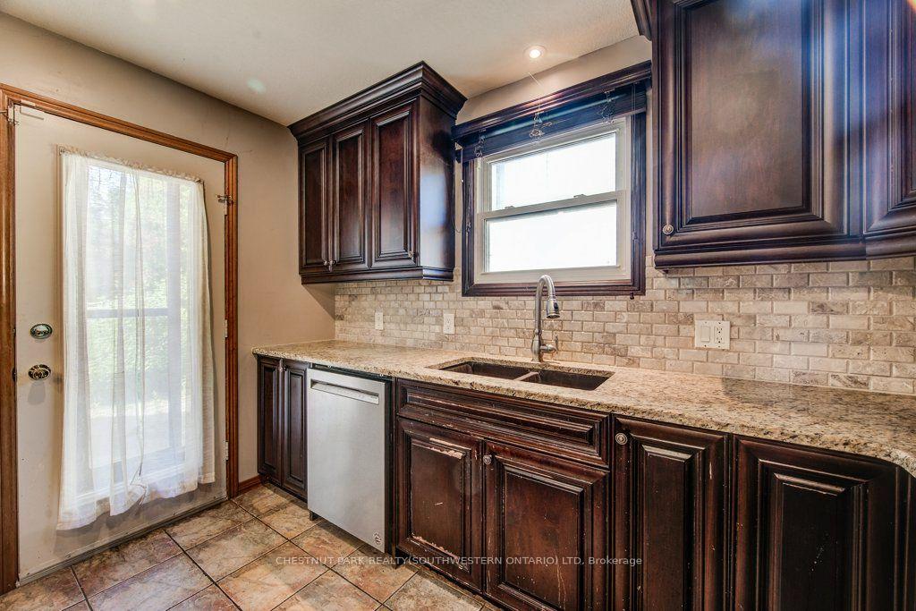 Photo 19 of 3 Cora Drive, Kitchener, Forest Heights — HOMEH