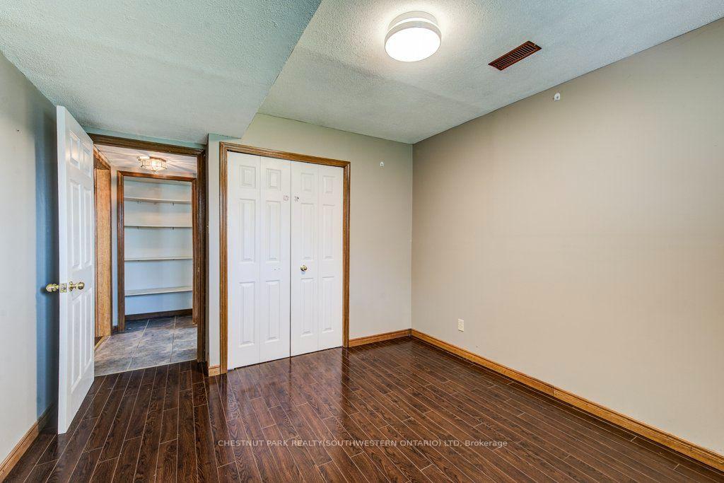 Photo 37 of 3 Cora Drive, Kitchener, Forest Heights — HOMEH
