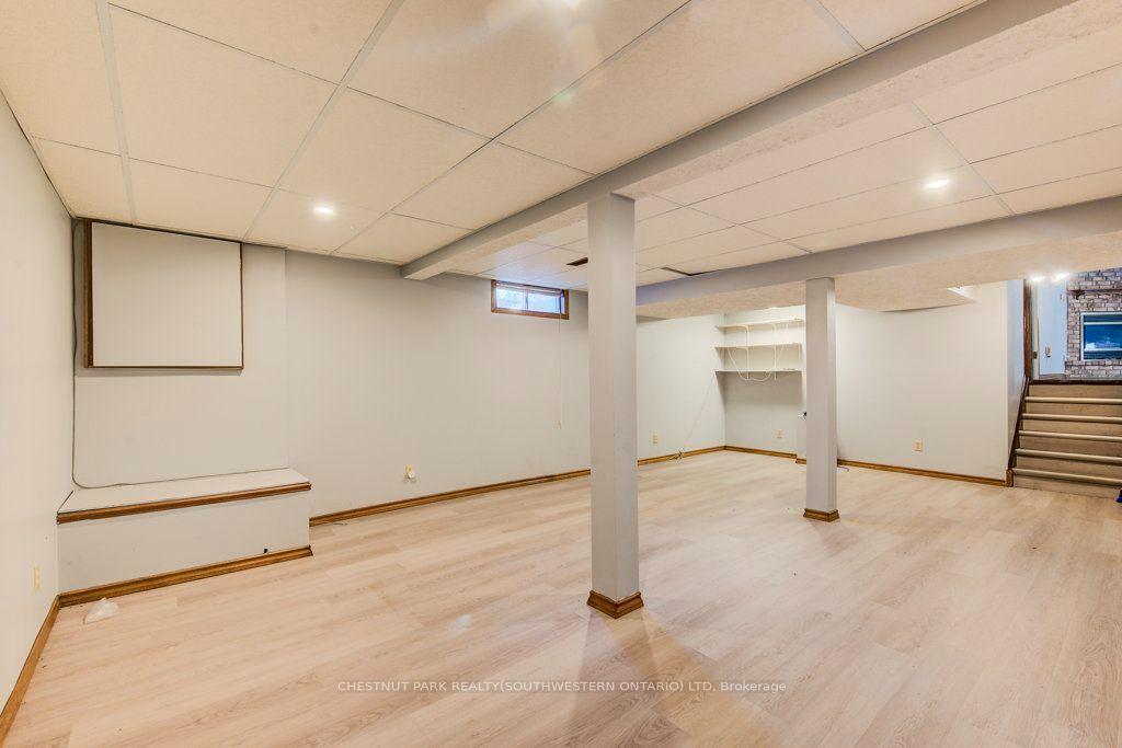 Photo 40 of 3 Cora Drive, Kitchener, Forest Heights — HOMEH