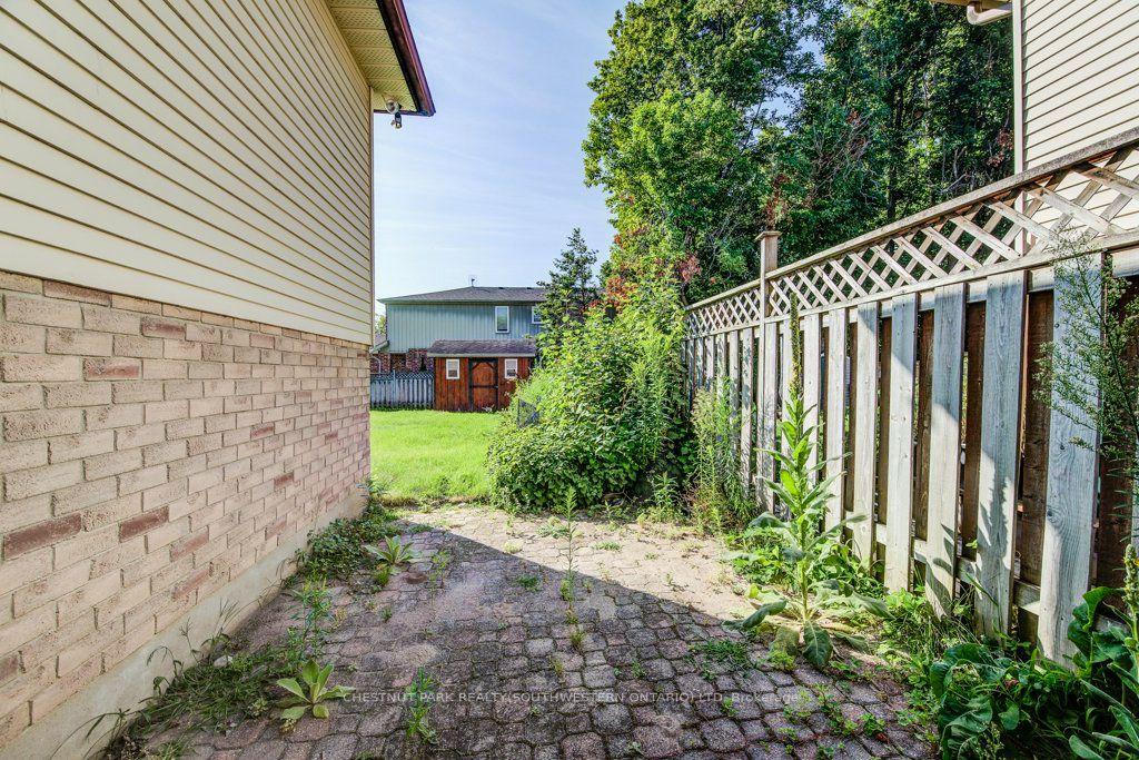 Photo 43 of 3 Cora Drive, Kitchener, Forest Heights — HOMEH