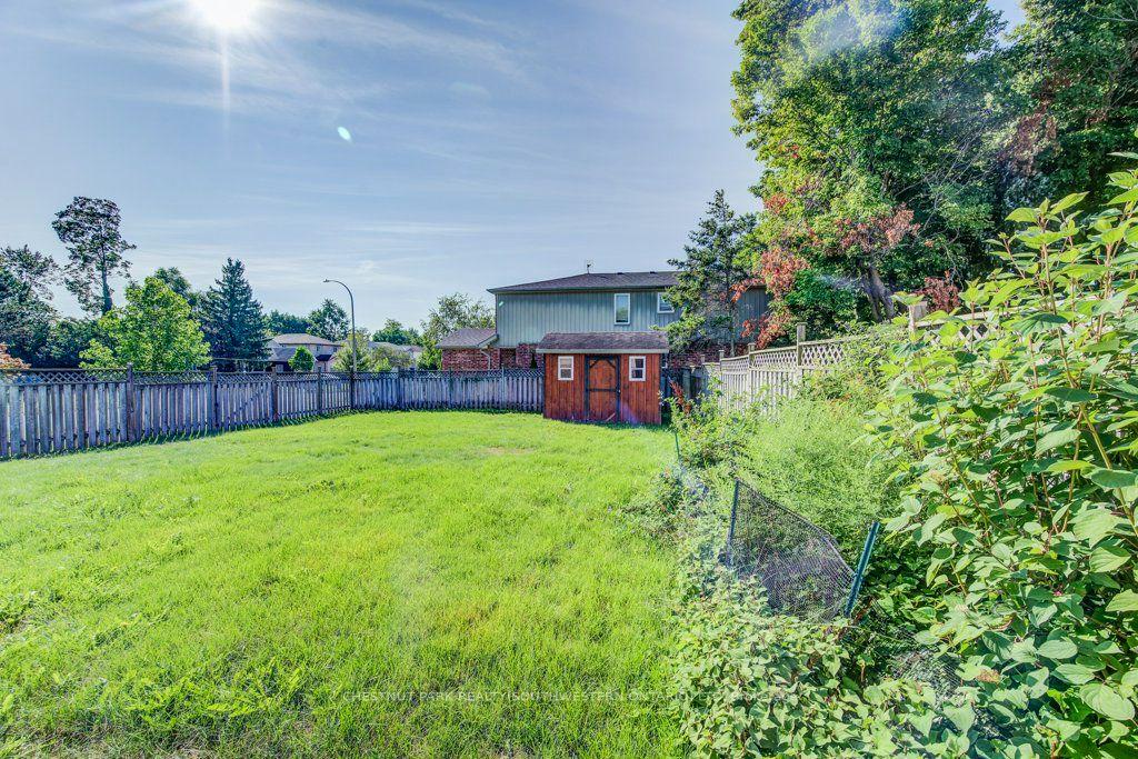 Photo 44 of 3 Cora Drive, Kitchener, Forest Heights — HOMEH
