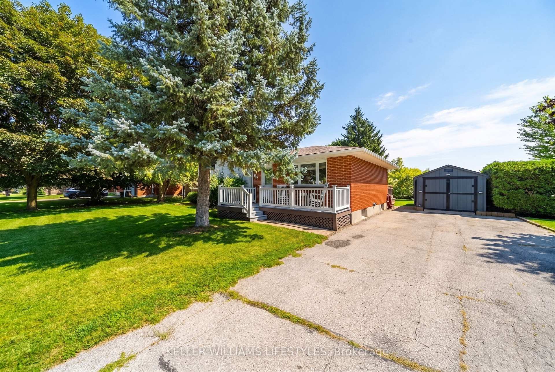 Photo 3 of 198 Main Street N, Huron East, Seaforth — HOMEH