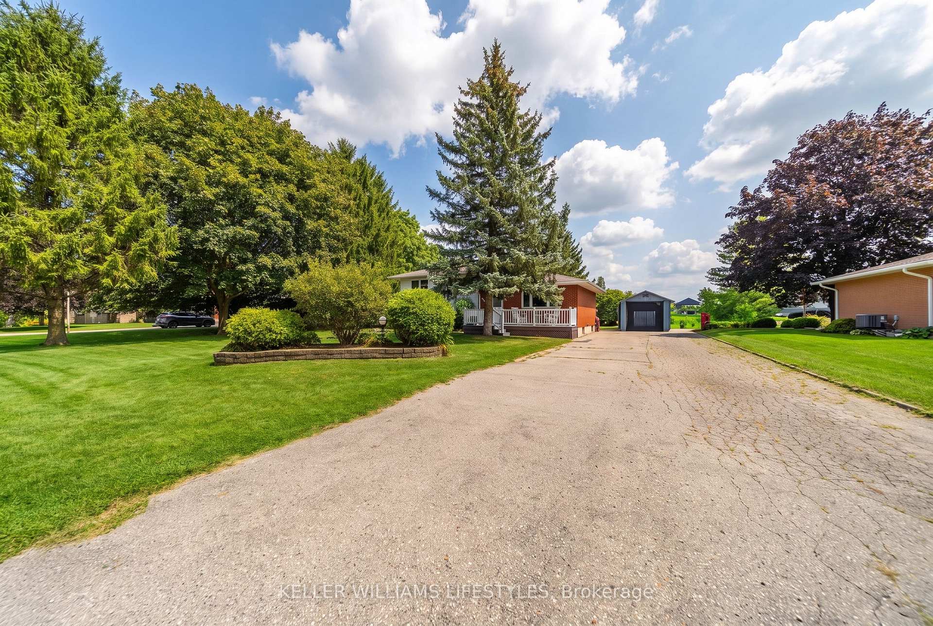 Photo 5 of 198 Main Street N, Huron East, Seaforth — HOMEH