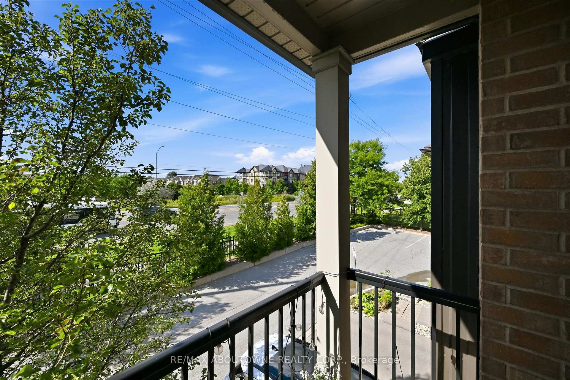 Photo 22 of Unit 10, 2985 Jackson Drive, Burlington, Rose — HOMEH