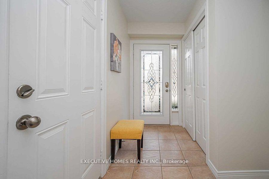 Photo 4 of 129 Periwinkle Drive, Hamilton, Rural Glanbrook — HOMEH