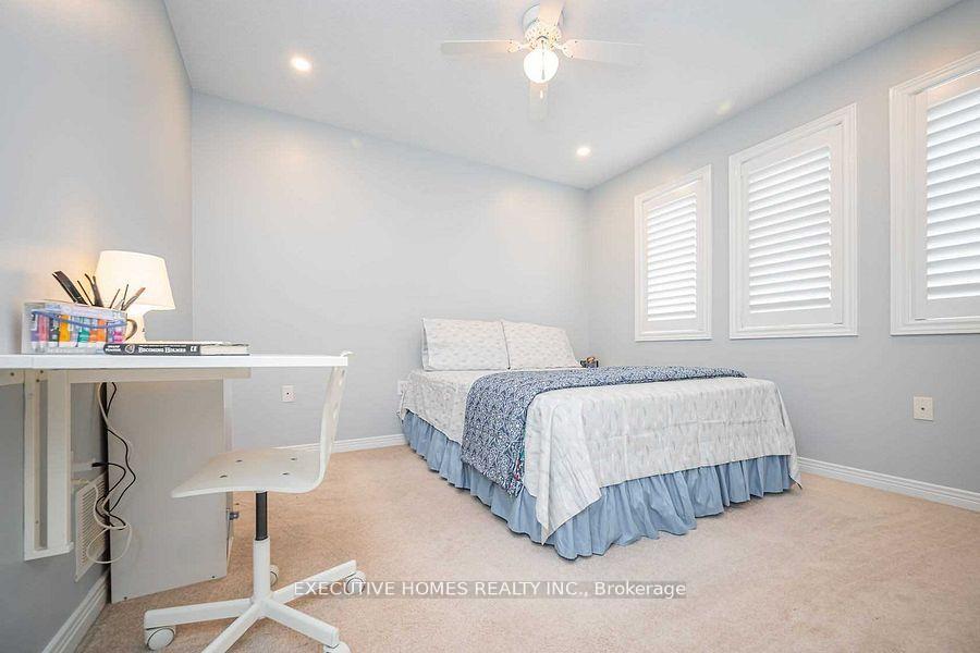 Photo 20 of 129 Periwinkle Drive, Hamilton, Rural Glanbrook — HOMEH