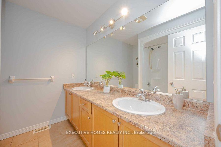 Photo 28 of 129 Periwinkle Drive, Hamilton, Rural Glanbrook — HOMEH