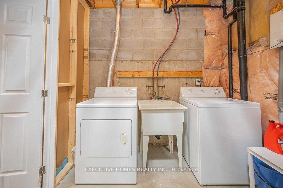 Photo 31 of 129 Periwinkle Drive, Hamilton, Rural Glanbrook — HOMEH