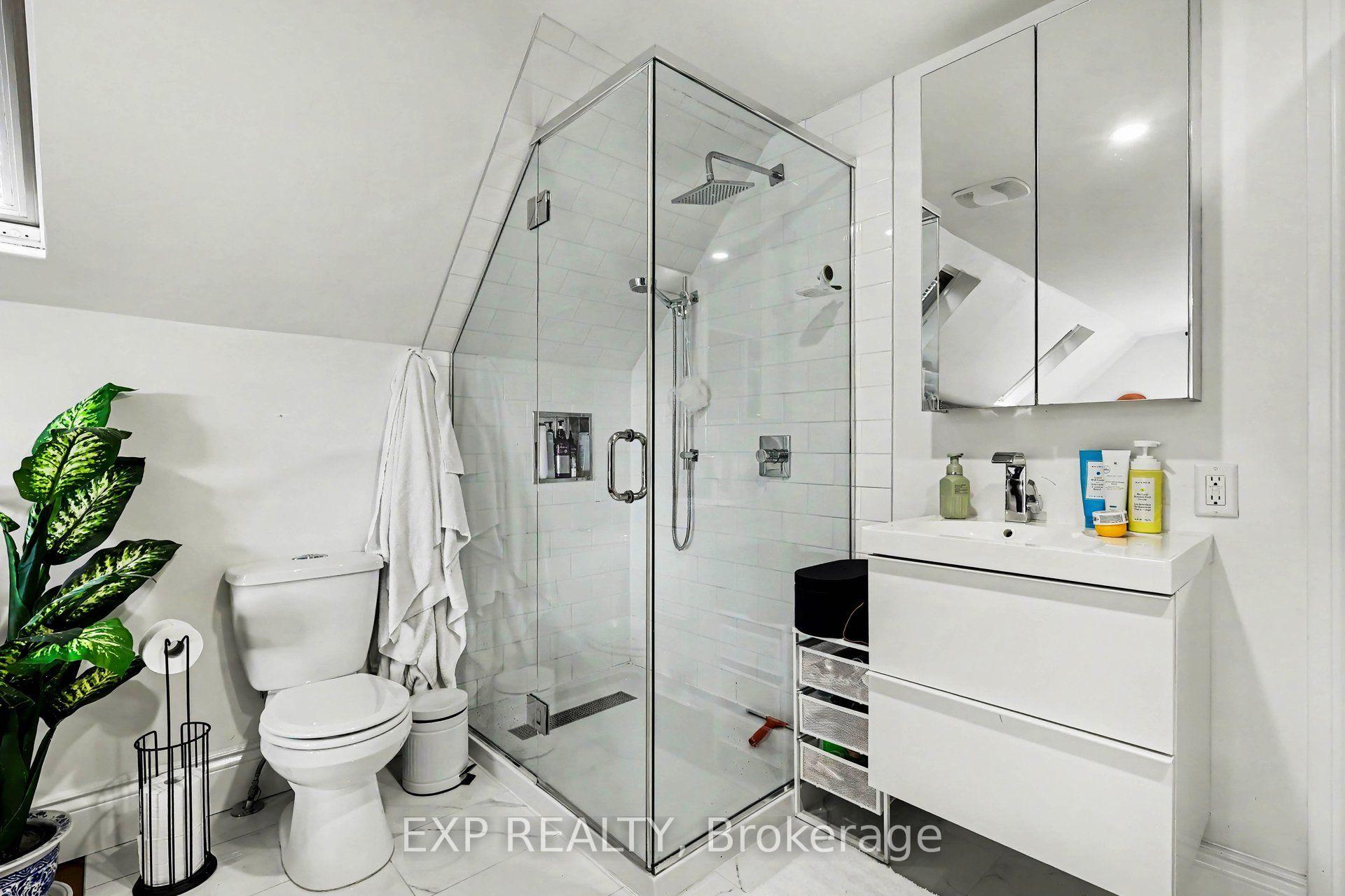 Photo 22 of 40 Epworth Avenue, Ottawa, Meadowlands/St. Claire Gardens — HOMEH