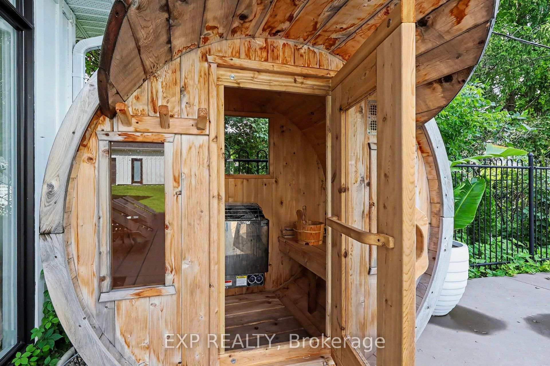 Photo 38 of 40 Epworth Avenue, Ottawa, Meadowlands/St. Claire Gardens — HOMEH