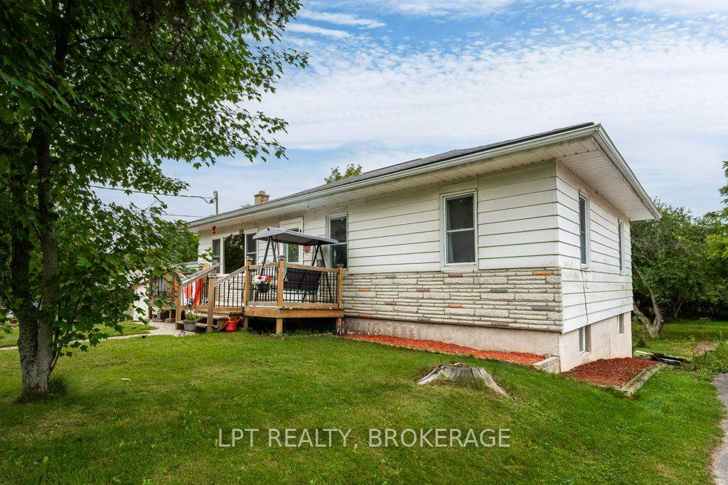 Photo 6 of 6175 Lakeview Drive, Frontenac, Frontenac South — HOMEH