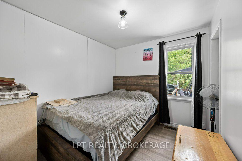 Photo 14 of 6175 Lakeview Drive, Frontenac, Frontenac South — HOMEH