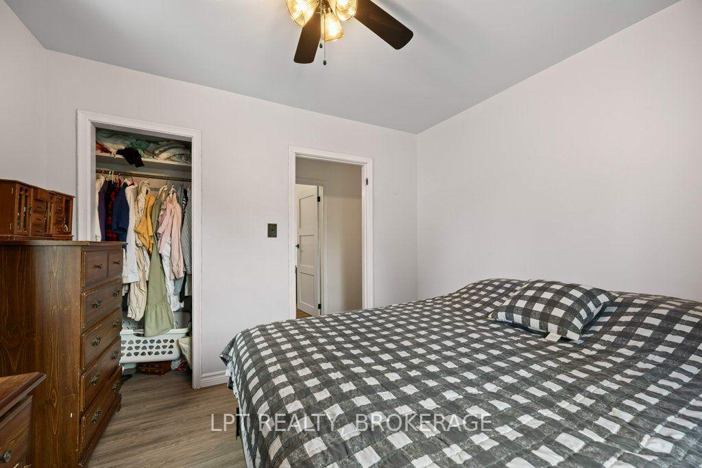 Photo 18 of 6175 Lakeview Drive, Frontenac, Frontenac South — HOMEH