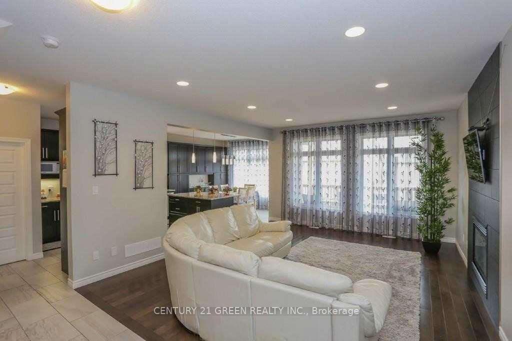 Photo 4 of Unit Upper Level, 1221 Gough Road, London, North C — HOMEH
