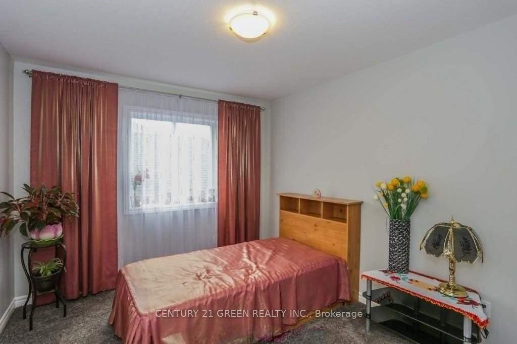 Photo 12 of Unit Upper Level, 1221 Gough Road, London, North C — HOMEH