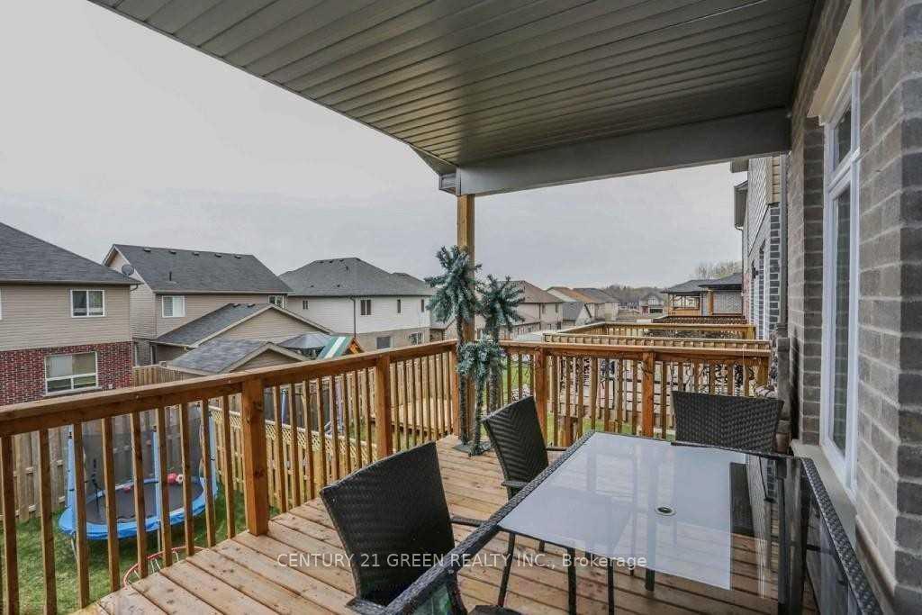 Photo 16 of Unit Upper Level, 1221 Gough Road, London, North C — HOMEH