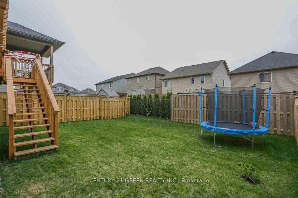 Photo 18 of Unit Upper Level, 1221 Gough Road, London, North C — HOMEH