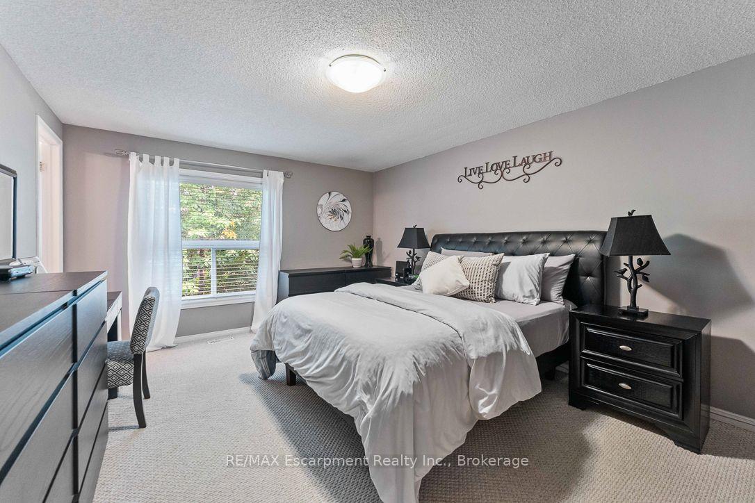Photo 10 of Unit 1, 1500 Reeves Gate, Oakville, Glen Abbey — HOMEH