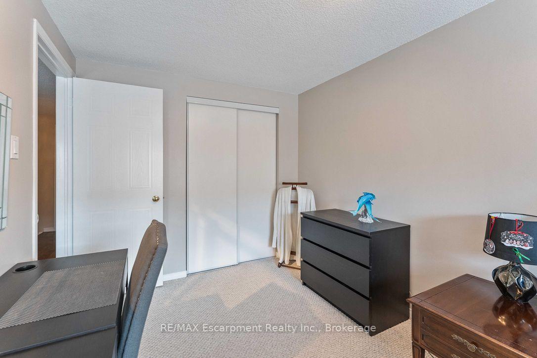 Photo 15 of Unit 1, 1500 Reeves Gate, Oakville, Glen Abbey — HOMEH