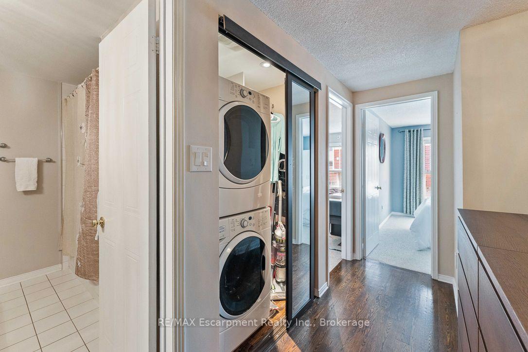 Photo 17 of Unit 1, 1500 Reeves Gate, Oakville, Glen Abbey — HOMEH