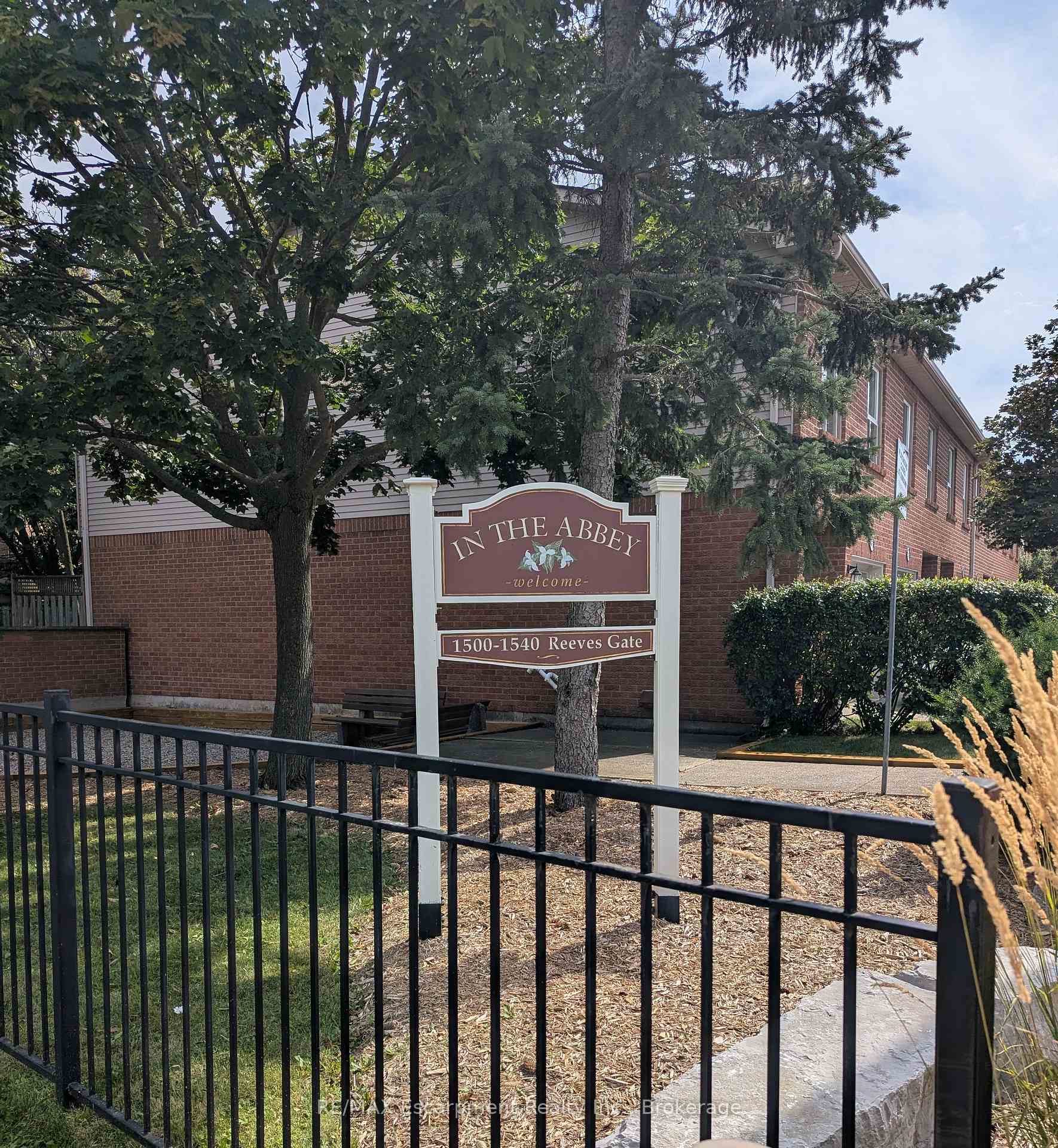 Photo 21 of Unit 1, 1500 Reeves Gate, Oakville, Glen Abbey — HOMEH