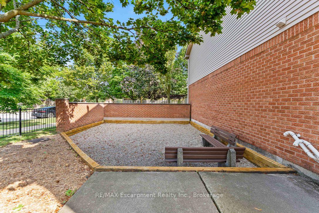 Photo 22 of Unit 1, 1500 Reeves Gate, Oakville, Glen Abbey — HOMEH