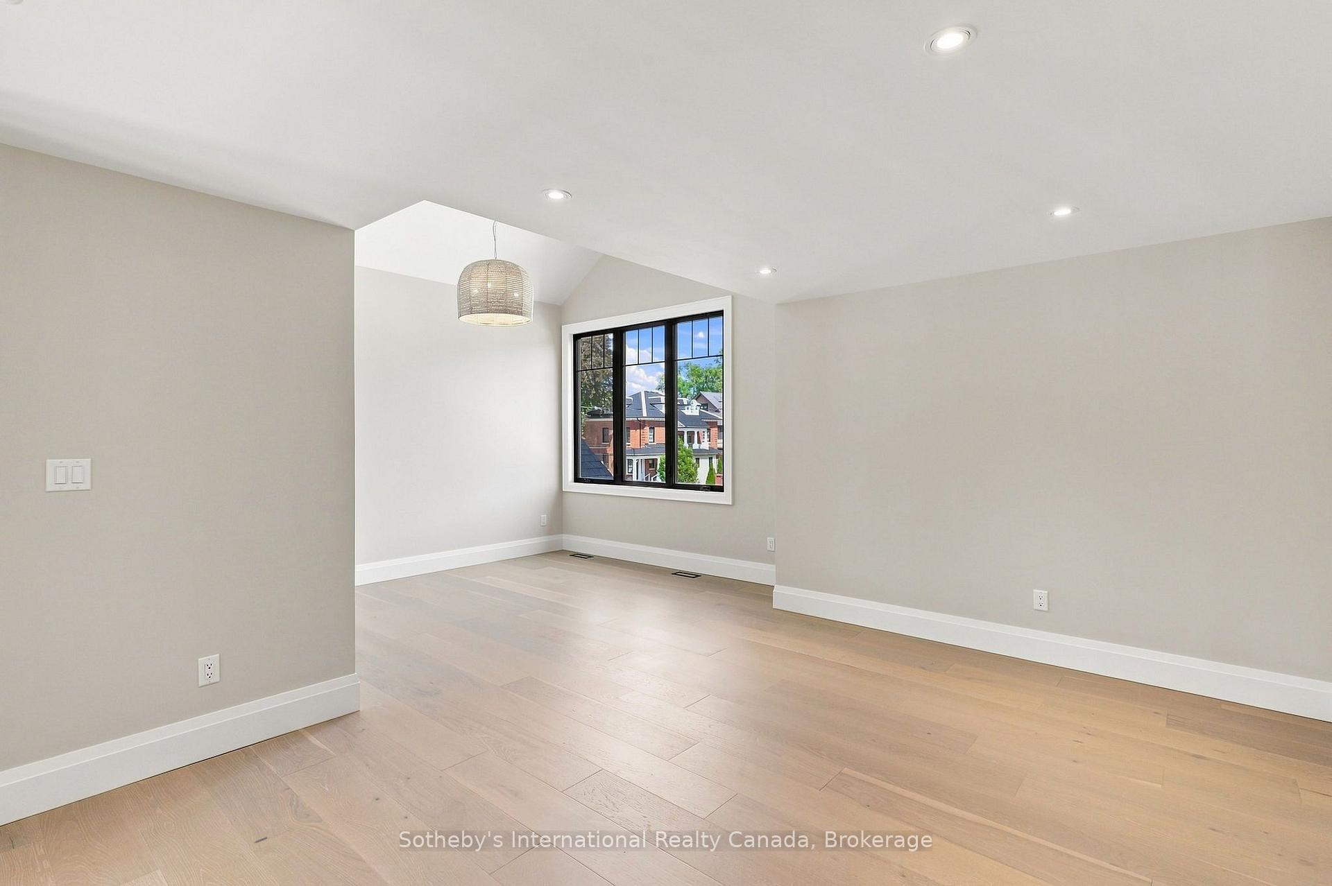 Photo 36 of 222 Oak Street, Collingwood — HOMEH