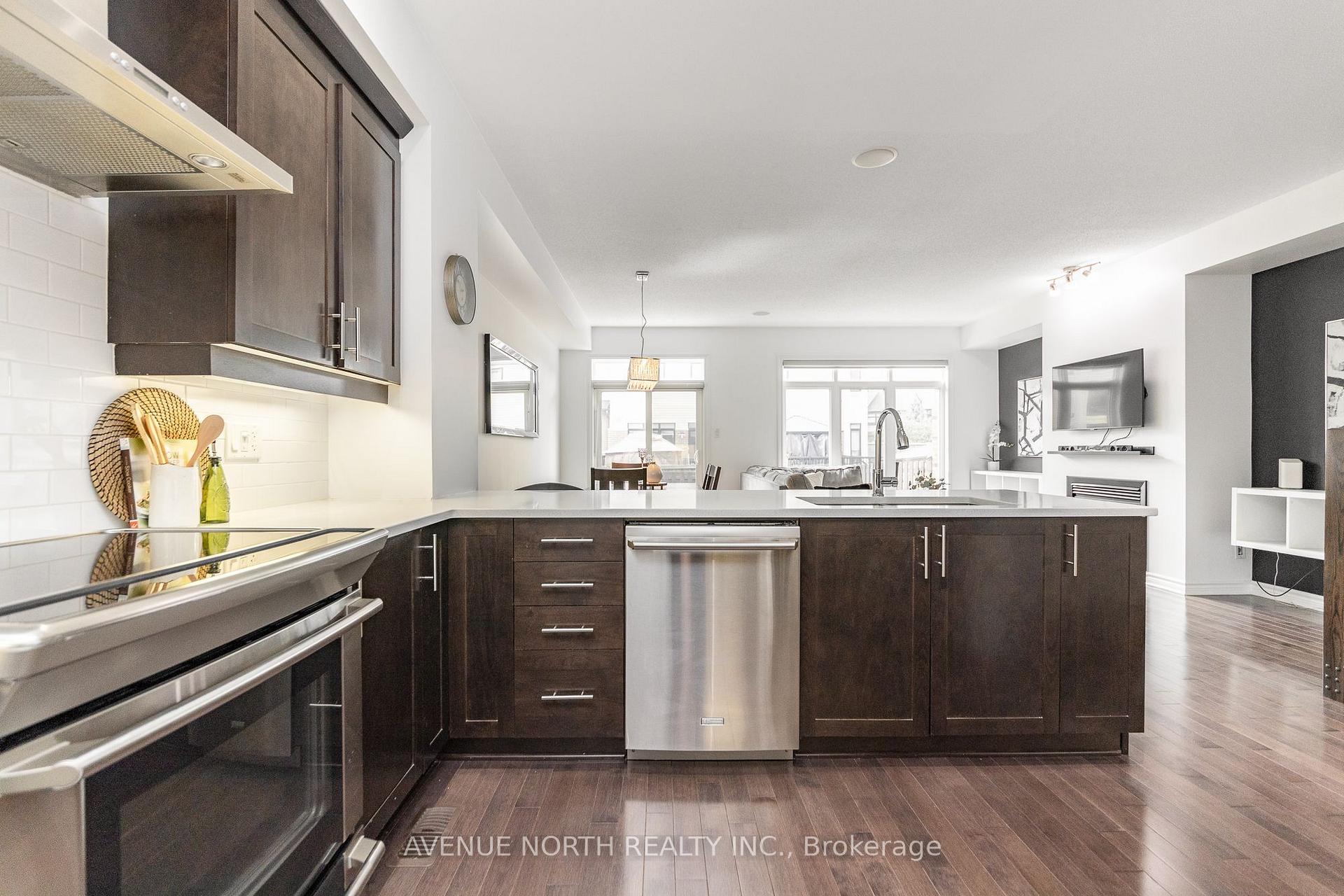 Photo 10 of 345 Cooks Mill Crescent, Ottawa, Riverside South — HOMEH