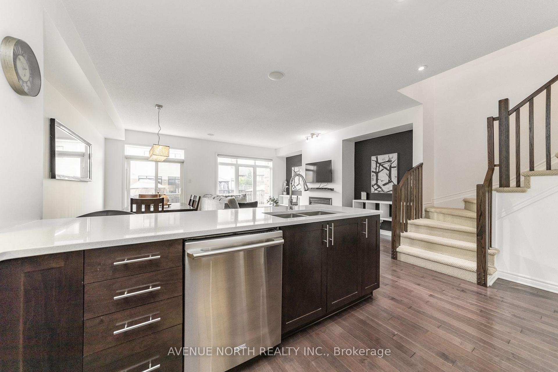 Photo 11 of 345 Cooks Mill Crescent, Ottawa, Riverside South — HOMEH