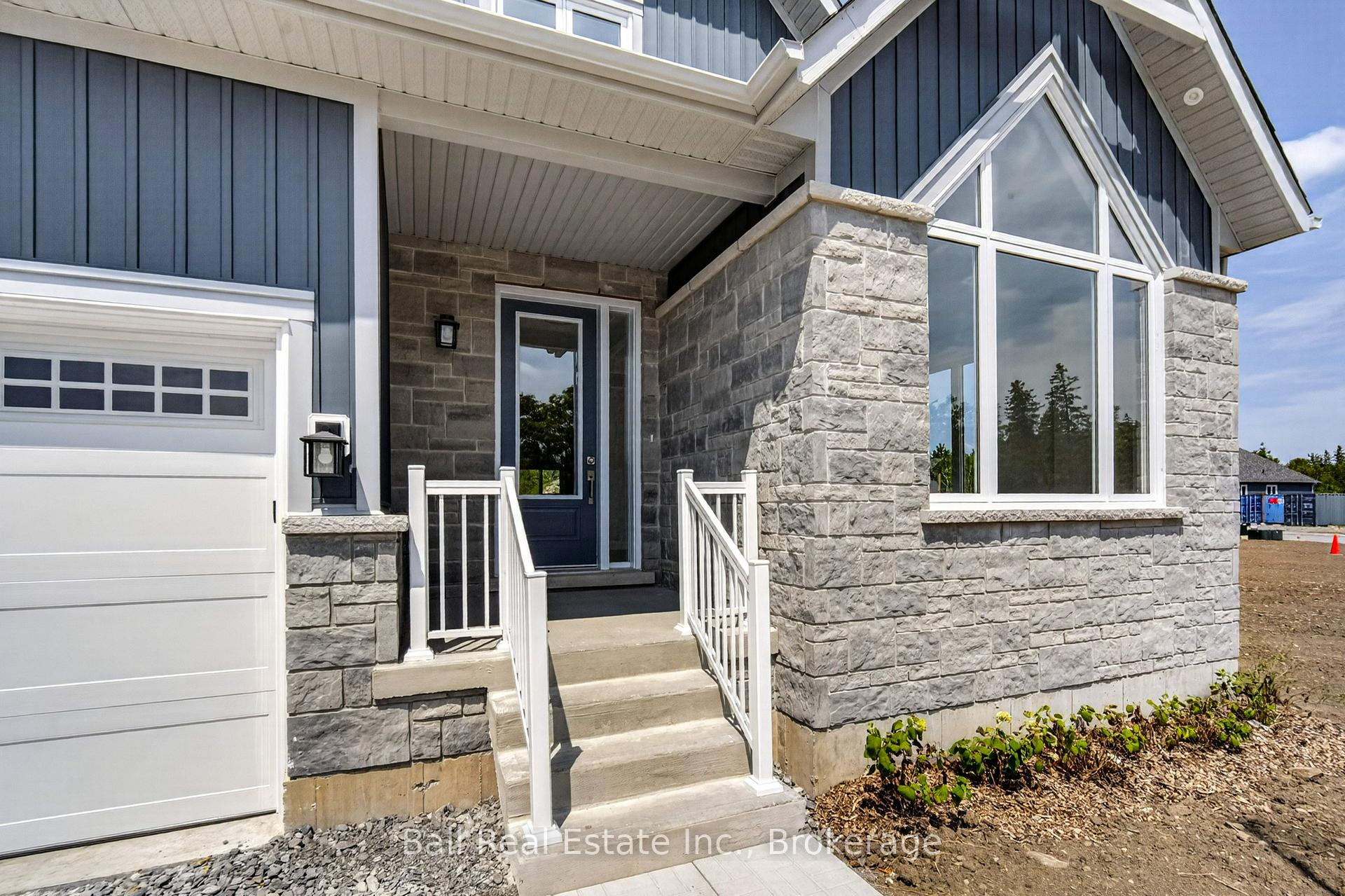 Photo 4 of 69 Cedartree Lane, Kawartha Lakes, Bobcaygeon — HOMEH