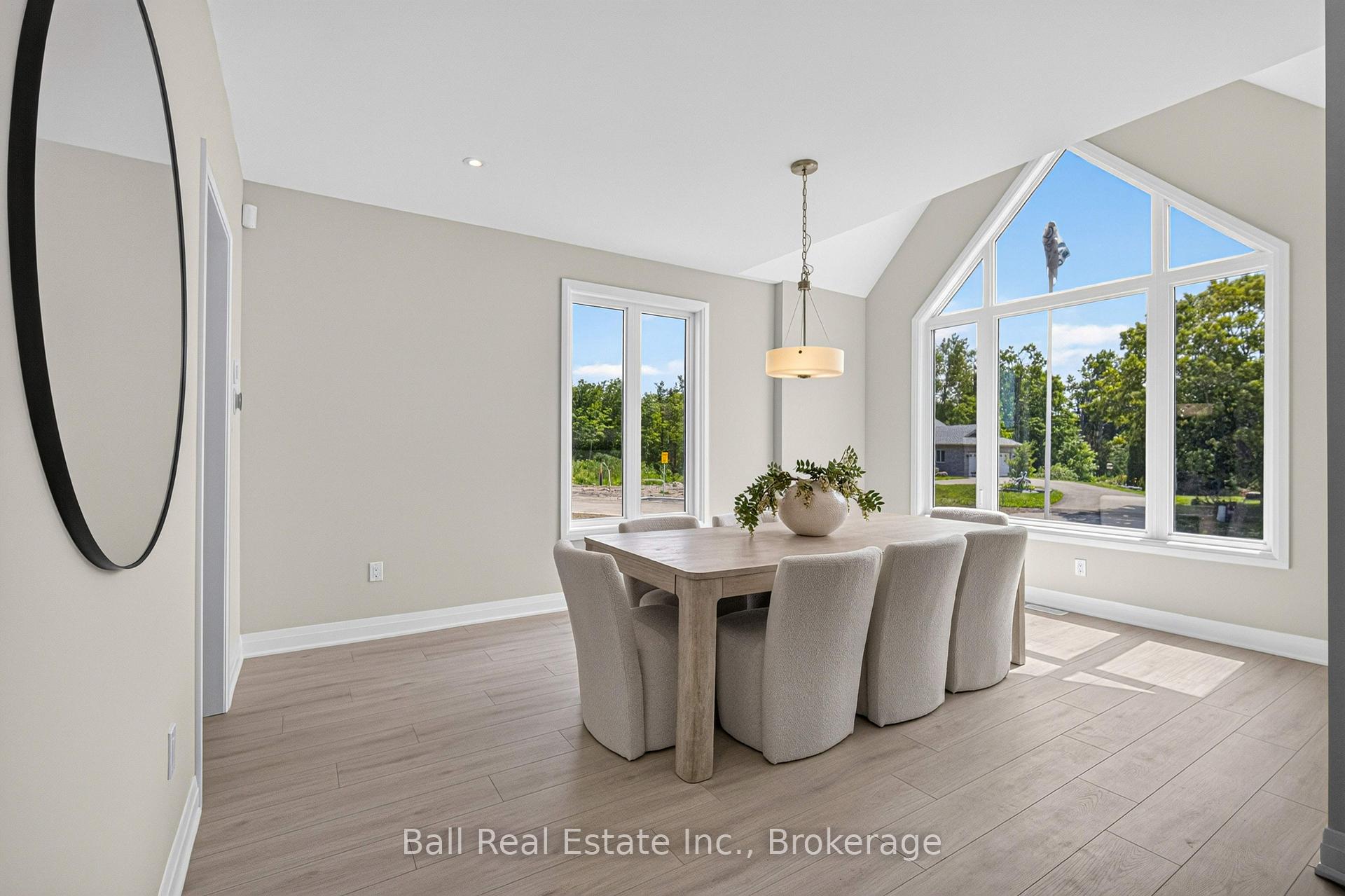 Photo 7 of 69 Cedartree Lane, Kawartha Lakes, Bobcaygeon — HOMEH