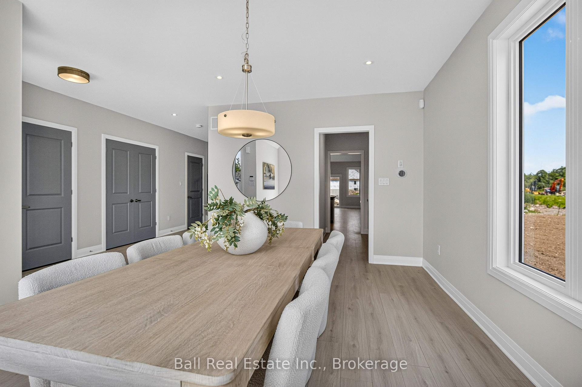 Photo 10 of 69 Cedartree Lane, Kawartha Lakes, Bobcaygeon — HOMEH