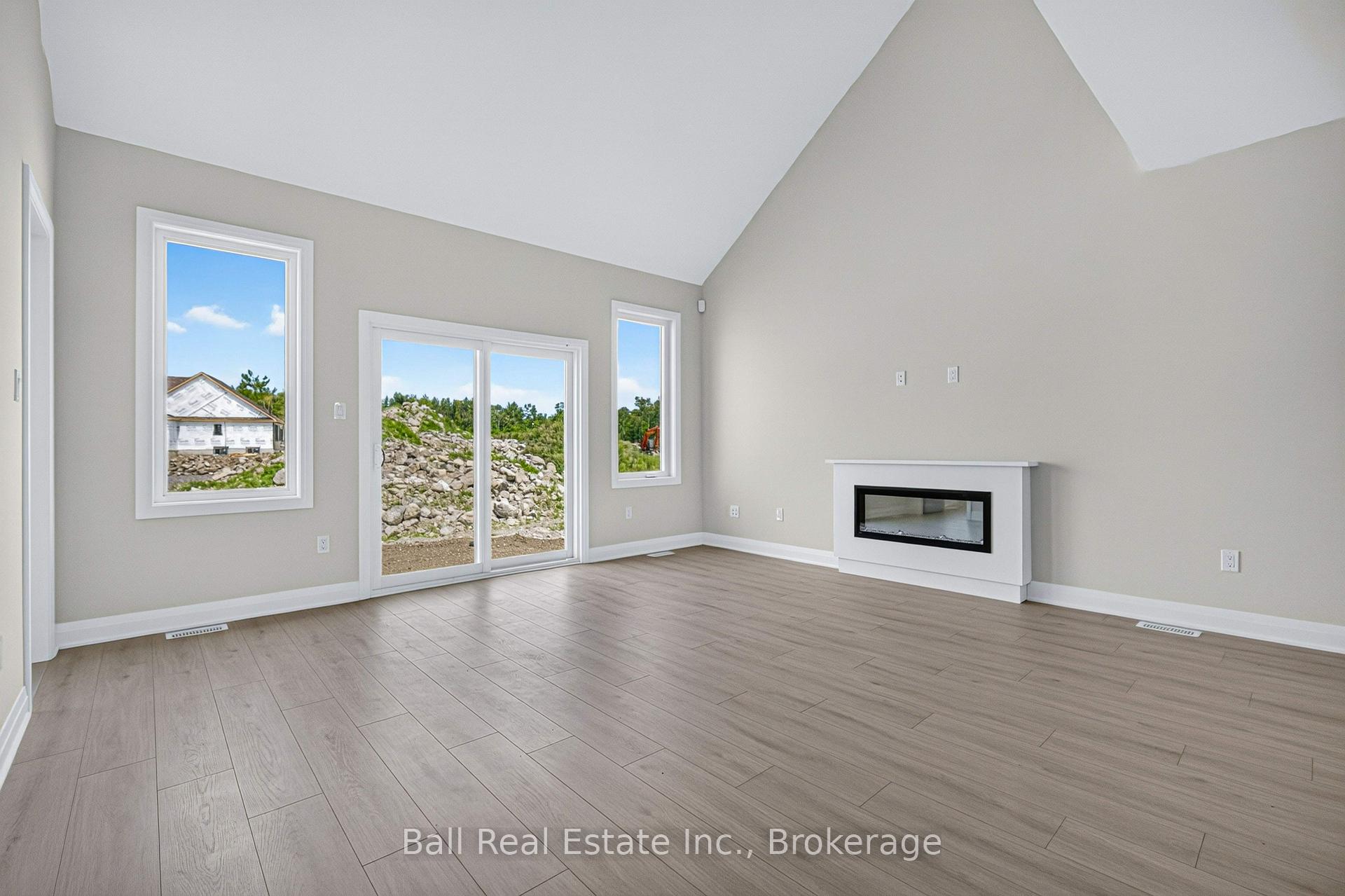 Photo 18 of 69 Cedartree Lane, Kawartha Lakes, Bobcaygeon — HOMEH