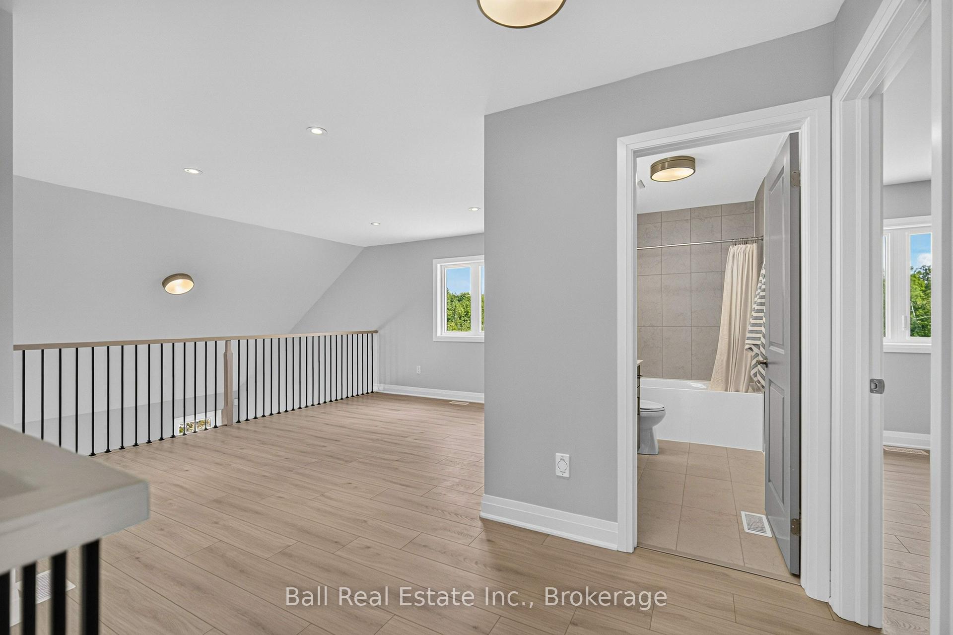 Photo 24 of 69 Cedartree Lane, Kawartha Lakes, Bobcaygeon — HOMEH