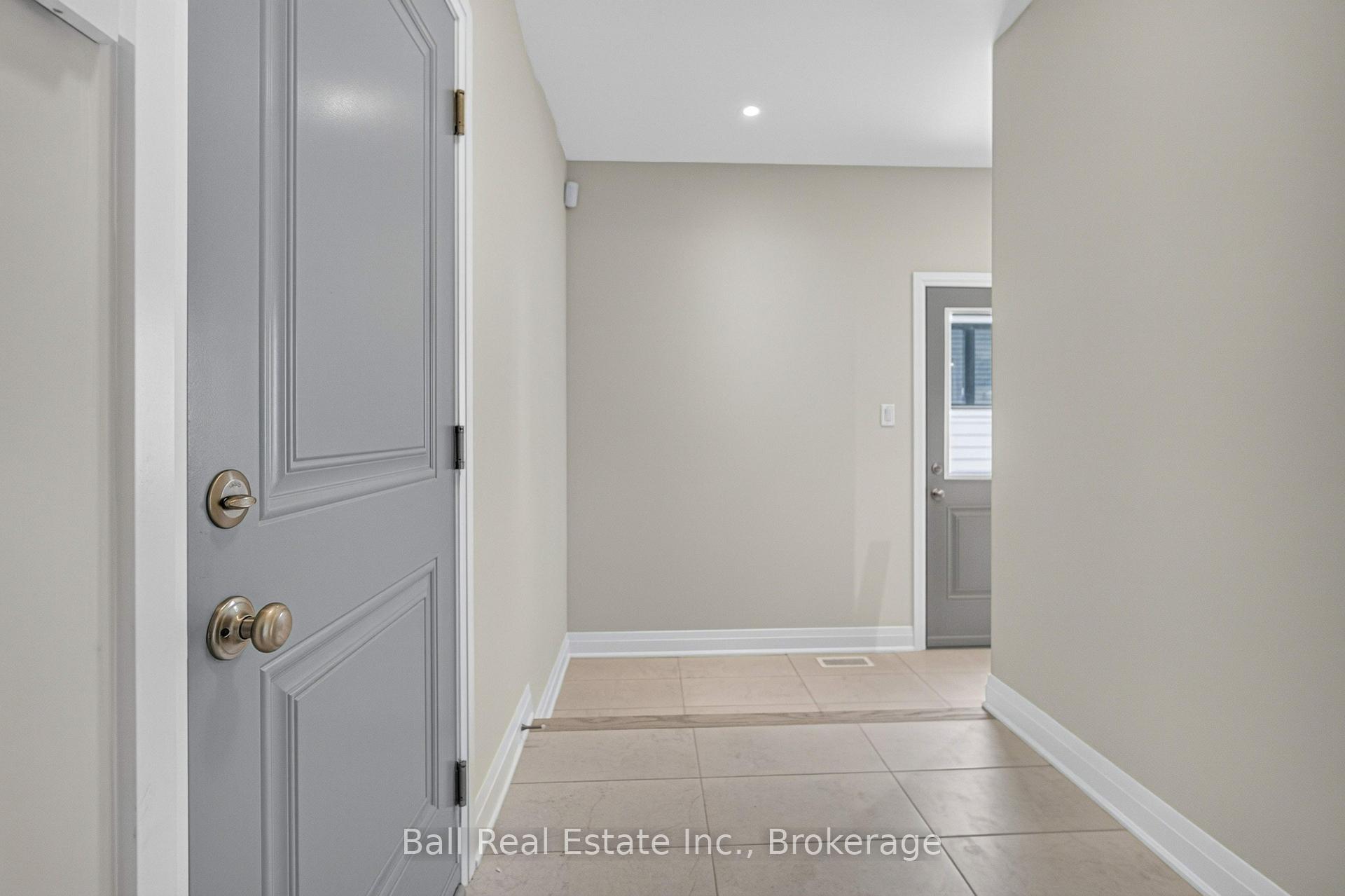 Photo 34 of 69 Cedartree Lane, Kawartha Lakes, Bobcaygeon — HOMEH