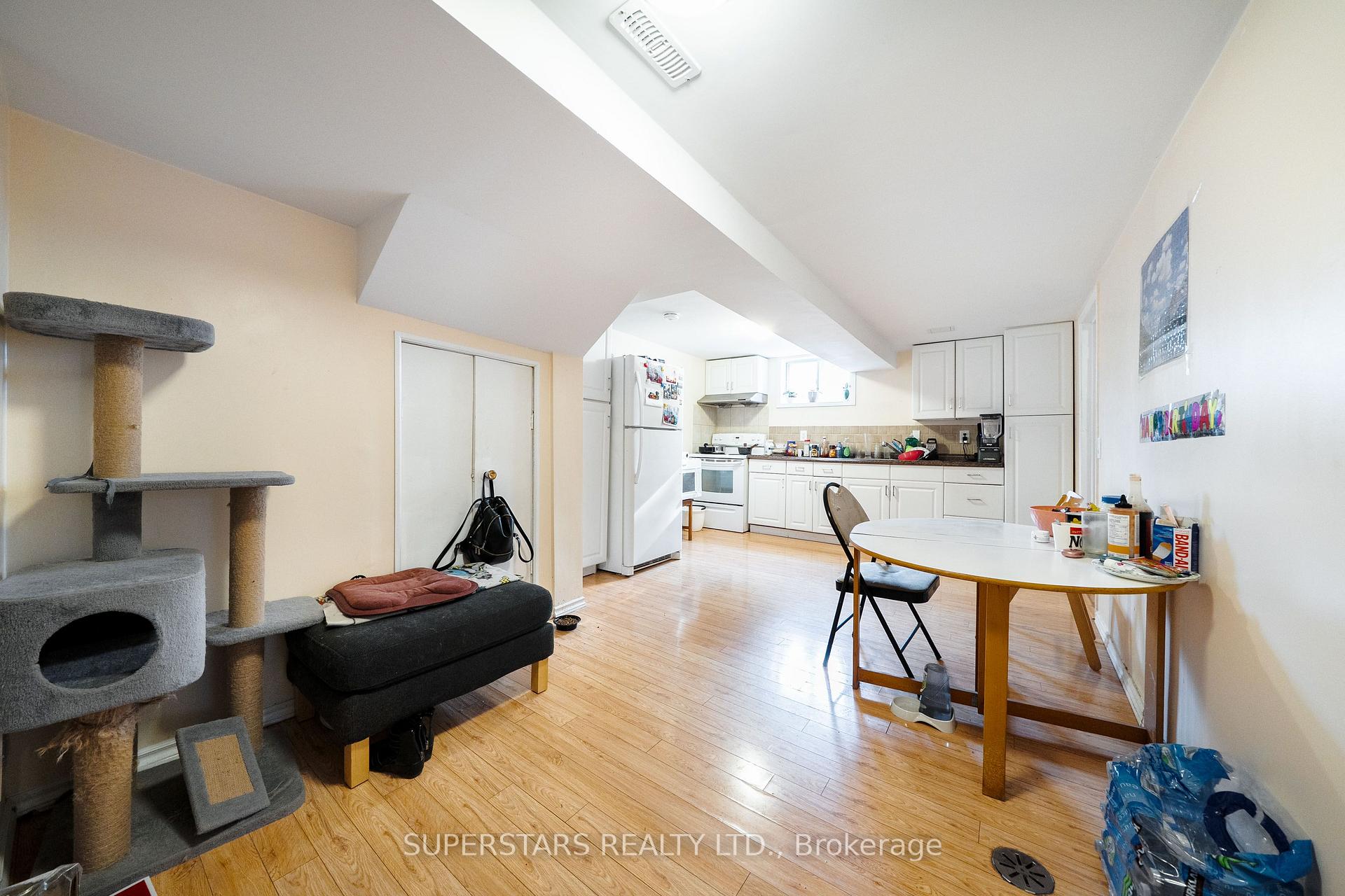 Photo 17 of 6 Meadowland Drive, Brampton, Brampton East — HOMEH
