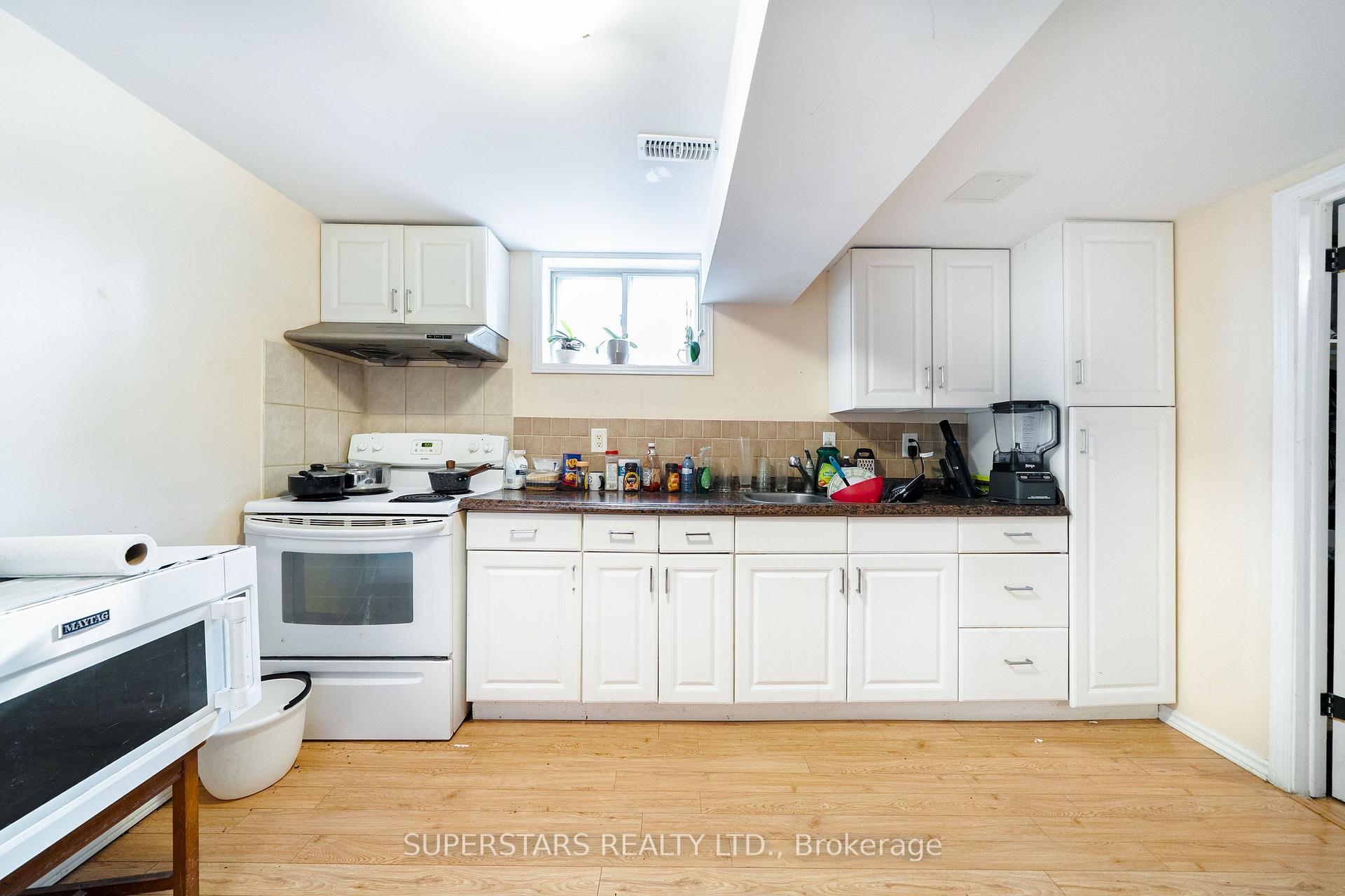 Photo 18 of 6 Meadowland Drive, Brampton, Brampton East — HOMEH