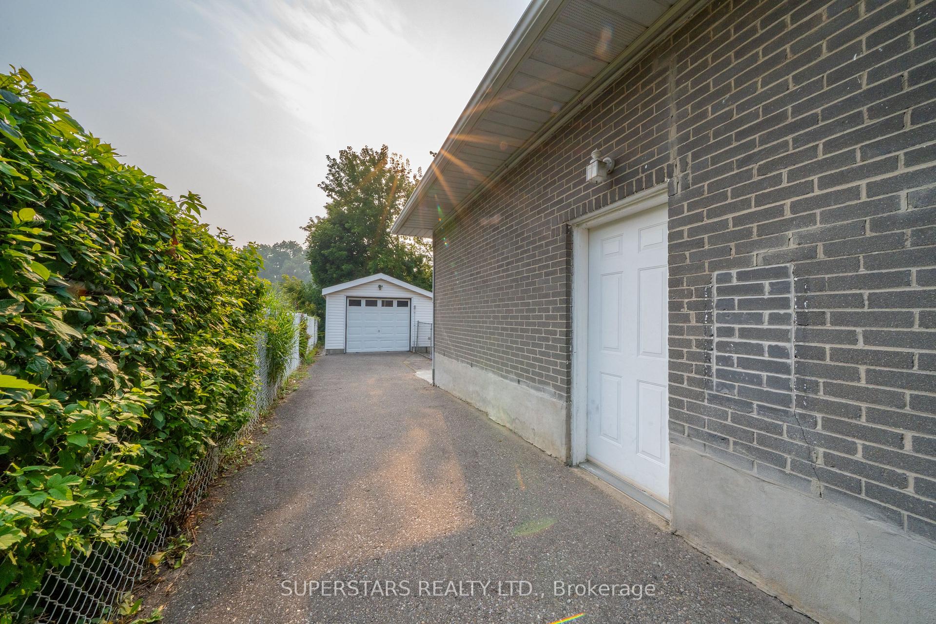 Photo 24 of 6 Meadowland Drive, Brampton, Brampton East — HOMEH