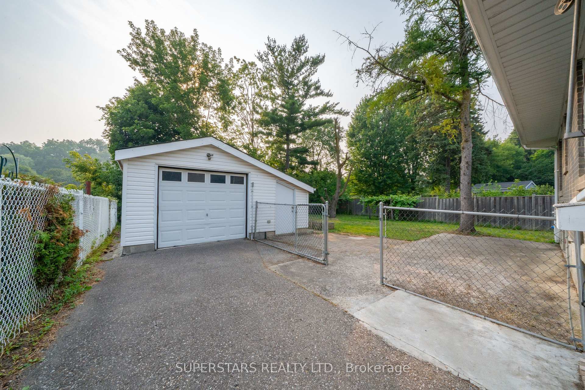 Photo 25 of 6 Meadowland Drive, Brampton, Brampton East — HOMEH