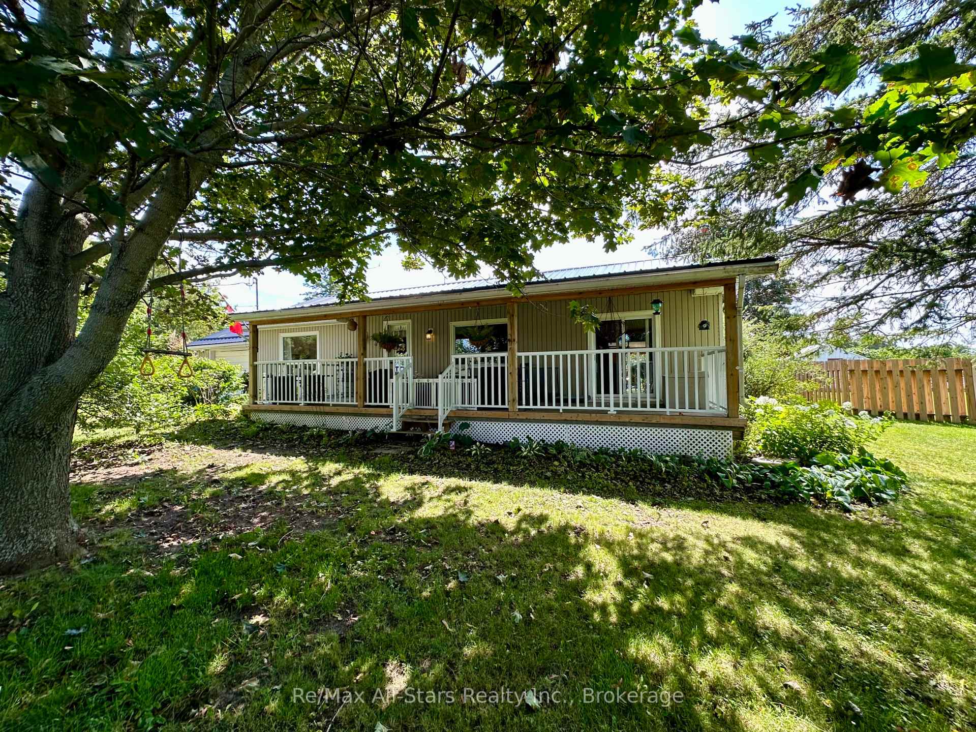 Photo 2 of 4 Warnica Drive, Kawartha Lakes, Somerville — HOMEH