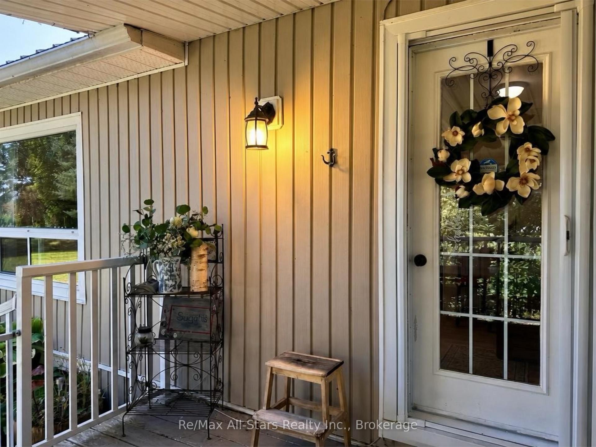 Photo 5 of 4 Warnica Drive, Kawartha Lakes, Somerville — HOMEH