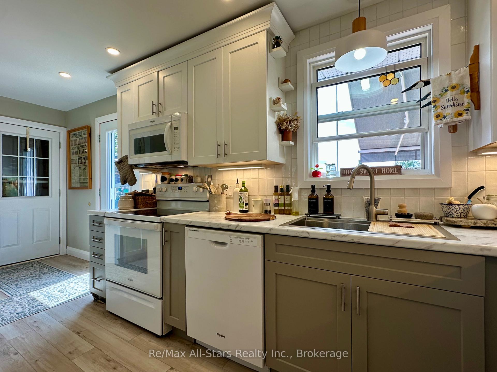 Photo 10 of 4 Warnica Drive, Kawartha Lakes, Somerville — HOMEH
