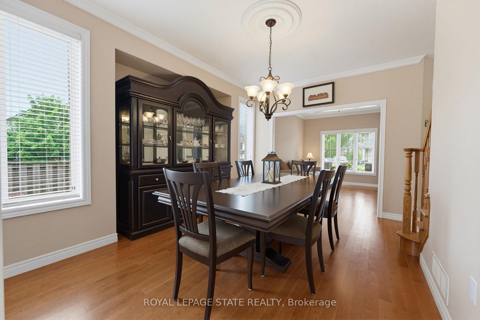 Photo 15 of 73 Degrow Crescent, Hamilton, Rural Glanbrook — HOMEH