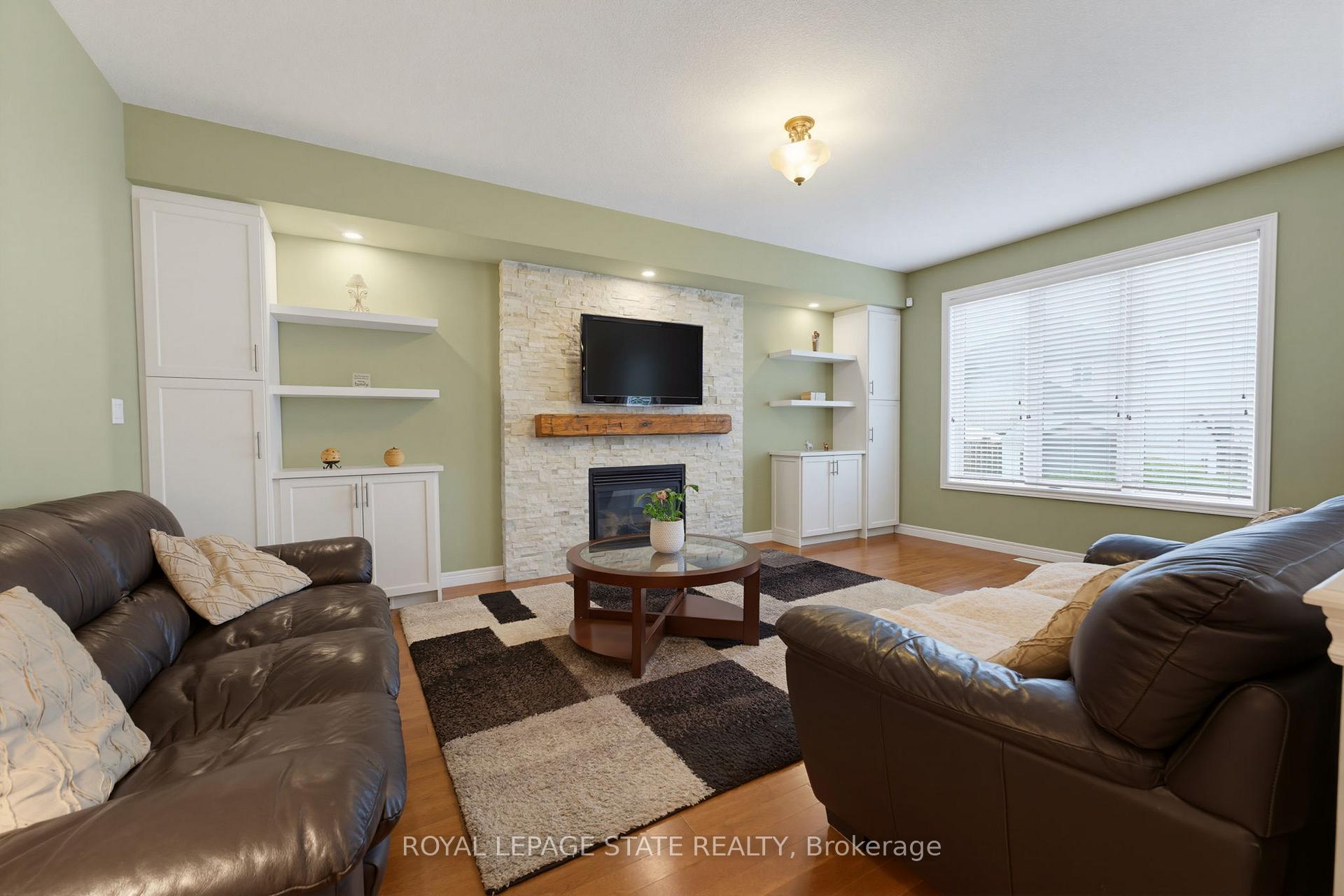 Photo 20 of 73 Degrow Crescent, Hamilton, Rural Glanbrook — HOMEH