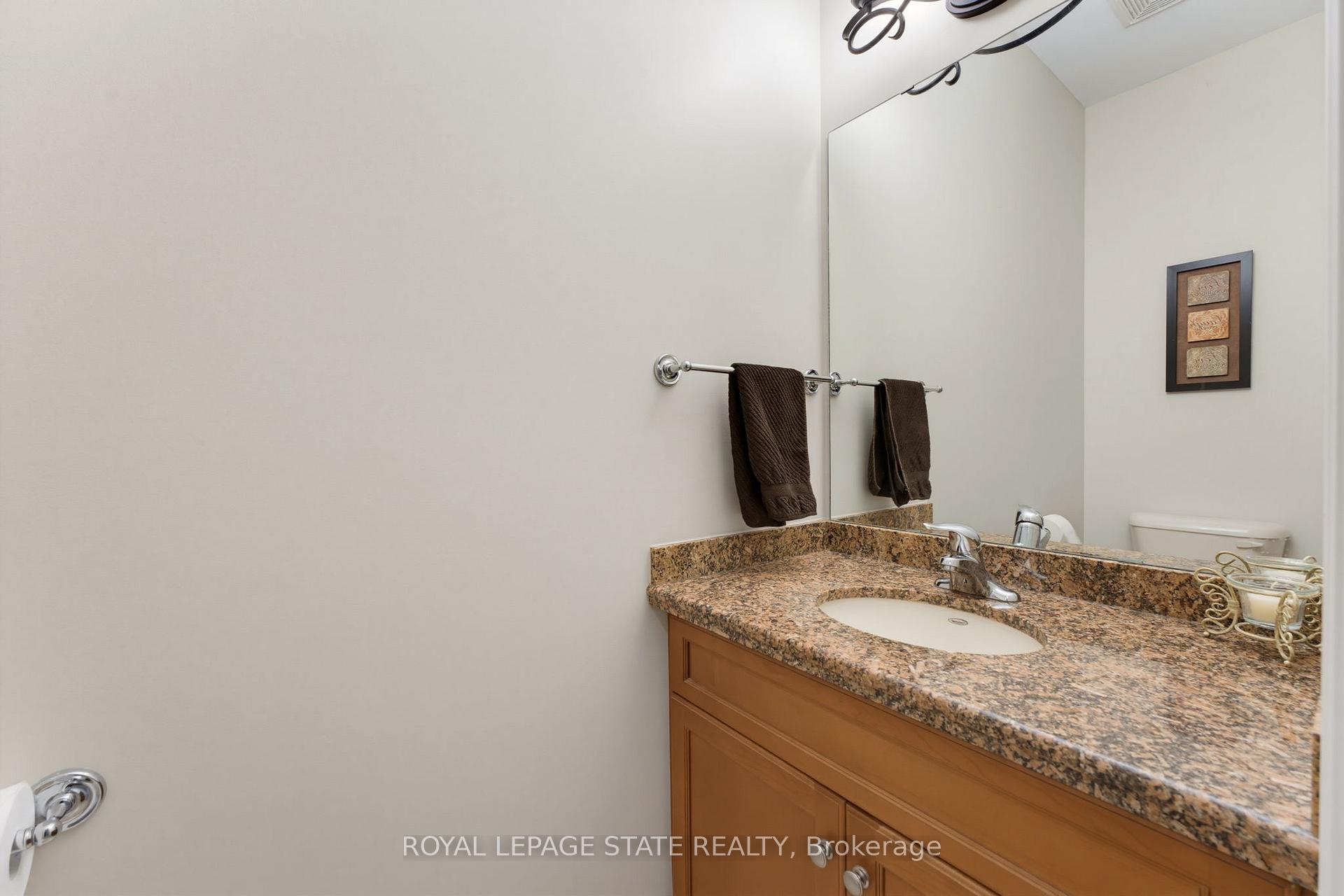 Photo 24 of 73 Degrow Crescent, Hamilton, Rural Glanbrook — HOMEH