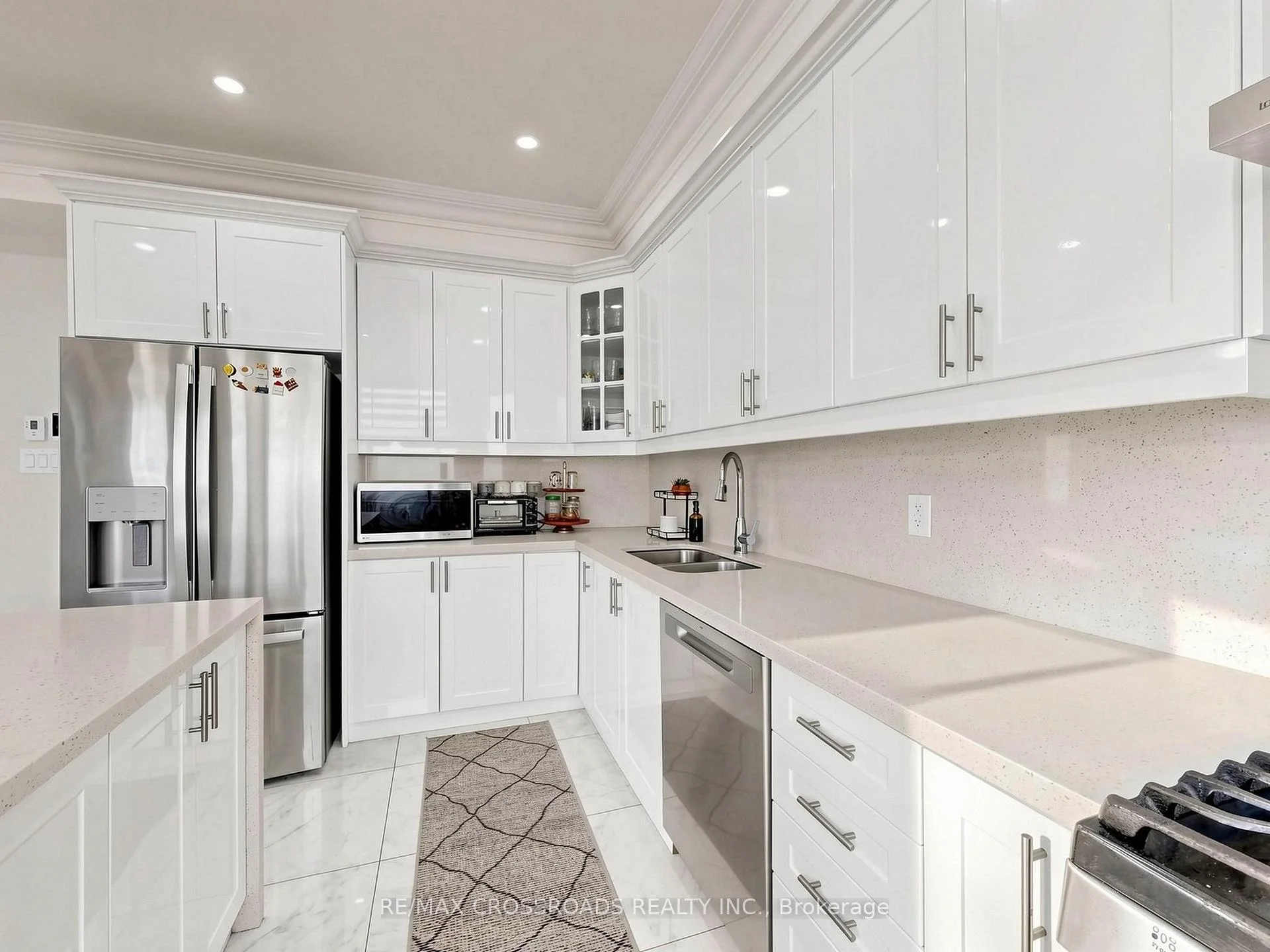 Photo 14 of 478 Aylesworth Avenue E, Scarborough, Birchcliffe-Cliffside — HOMEH