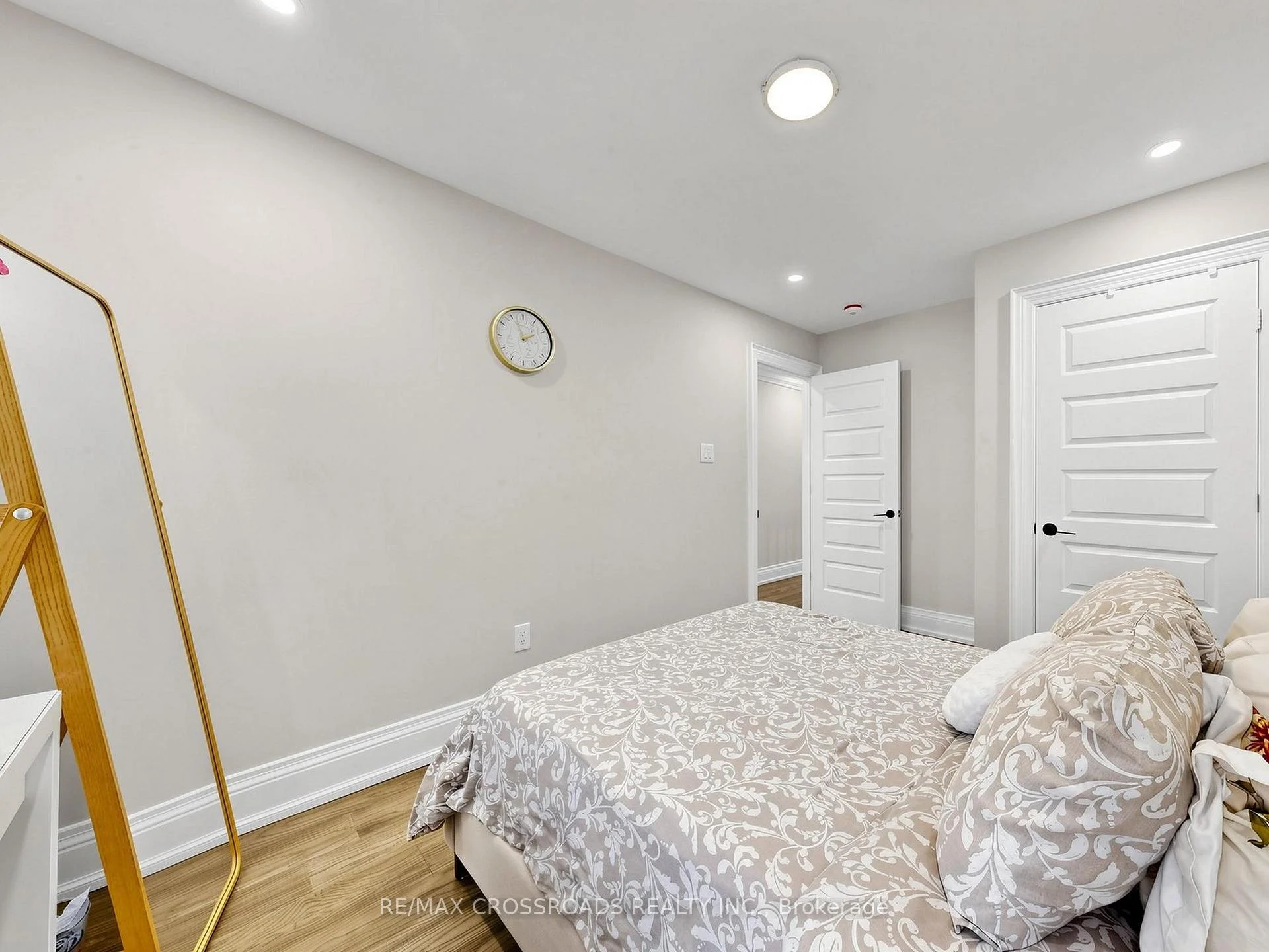 Photo 32 of 478 Aylesworth Avenue E, Scarborough, Birchcliffe-Cliffside — HOMEH