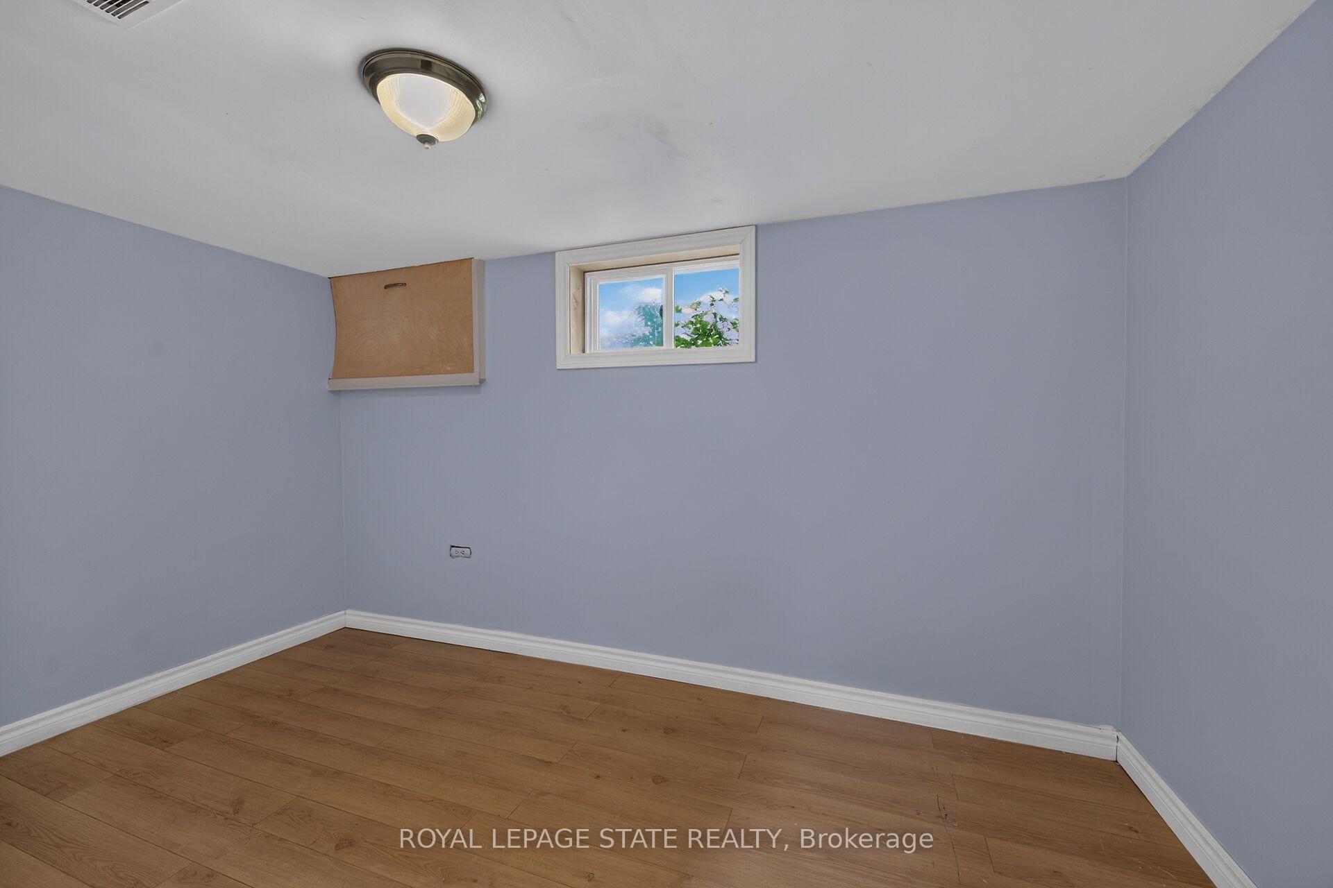 Photo 32 of 47 Broadway Avenue, Hamilton, Ainslie Wood — HOMEH