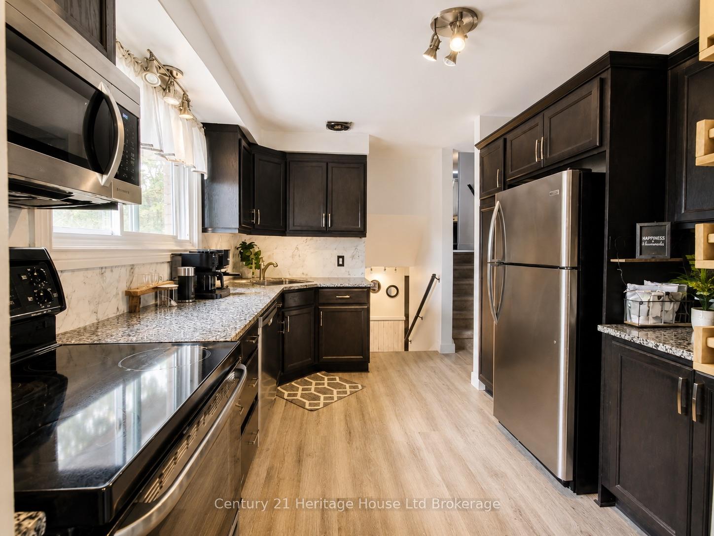 Photo 8 of Unit A, 54 Frontenac Road, London, South T — HOMEH